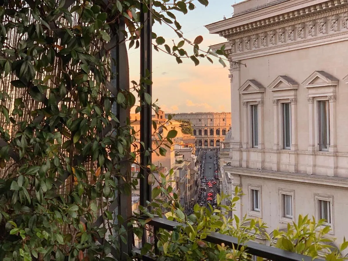 Casa Terrazza Colosseo Rome